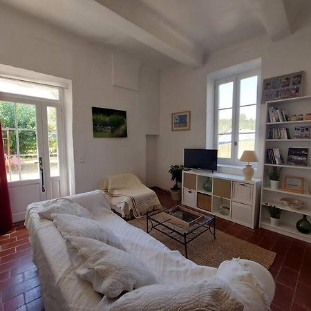 Maison De Cesar Saint-Saturnin-d'Apt Exteriér fotografie